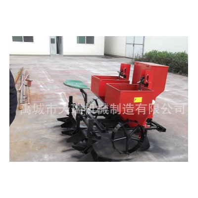 土豆播種機 起壟覆膜 単壟雙苗 壟距600mm-900mm可調(diào)