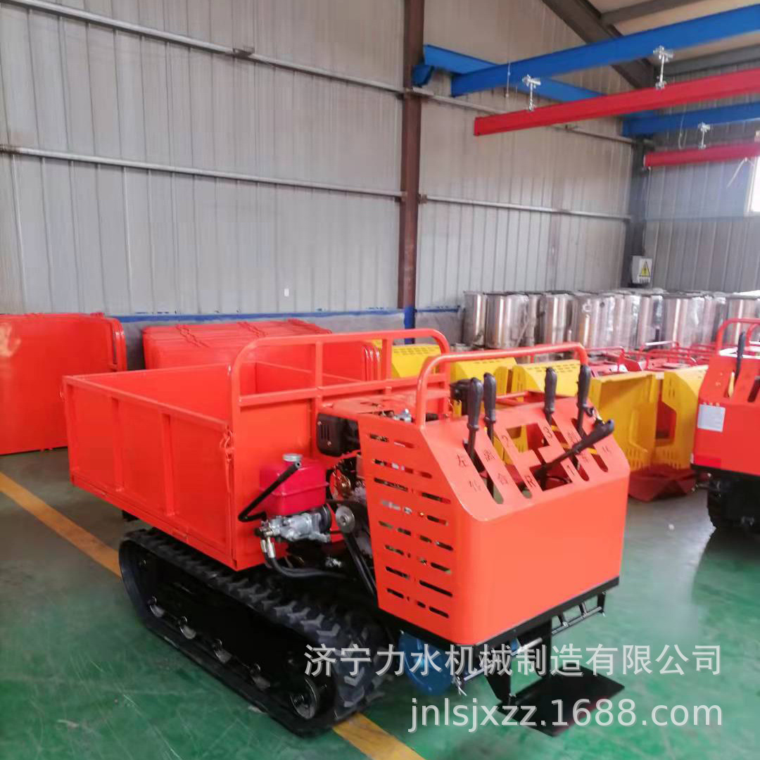 履帶運(yùn)輸車 小型