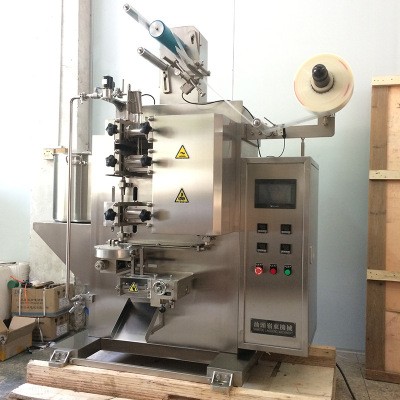 陳醋白醋醬油自動(dòng)包裝機(jī) 液體高速包裝機(jī)