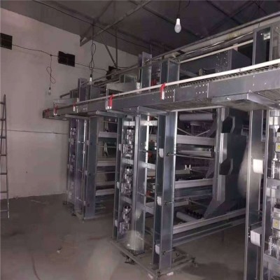 層疊蛋雞籠深受養(yǎng)殖戶(hù)喜愛(ài)操作方便好管理讓養(yǎng)殖更輕松