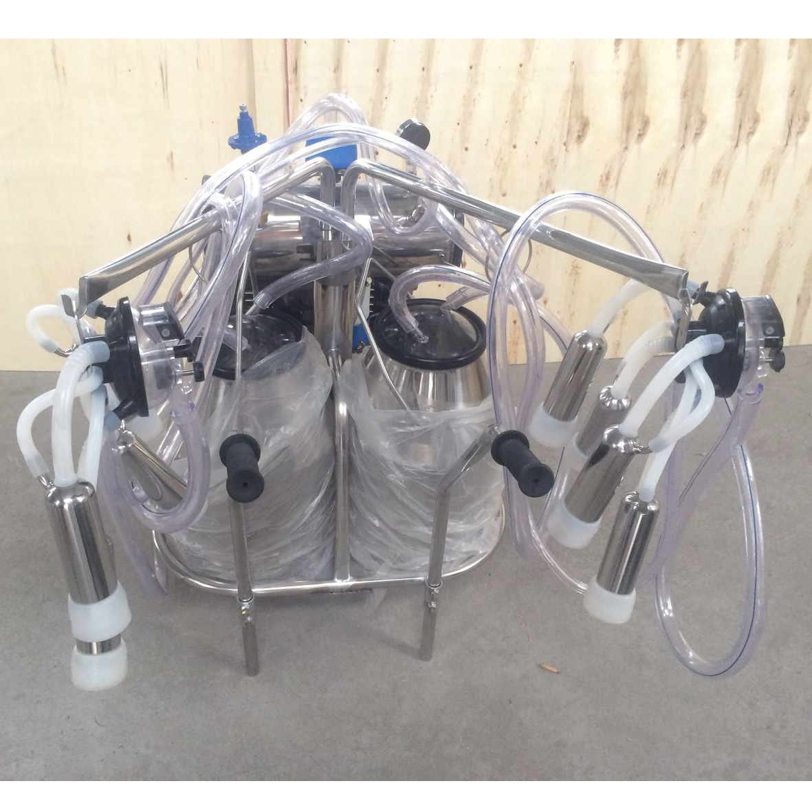 真空脈動(dòng)擠奶機(jī)雙筒3