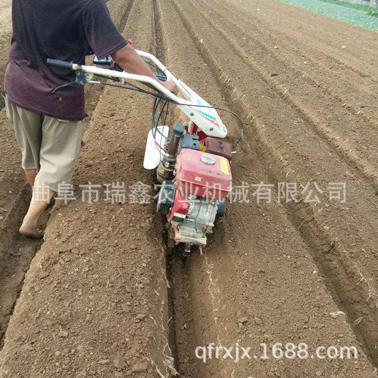 帶電啟動(dòng)柴油開(kāi)溝機(jī)