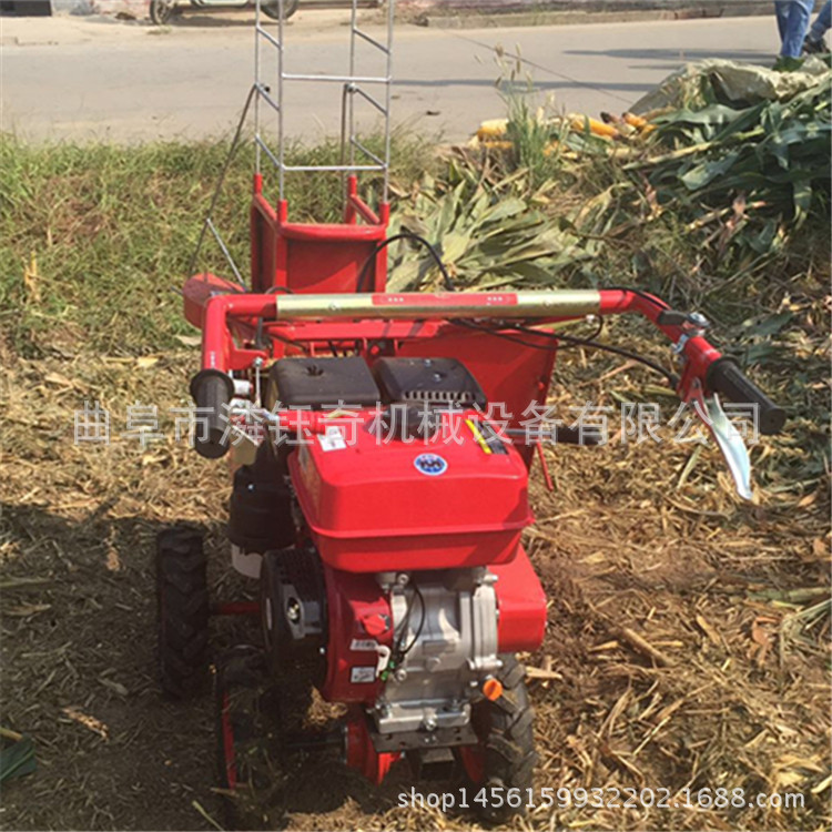 玉米 收獲粉碎機(jī) (51)