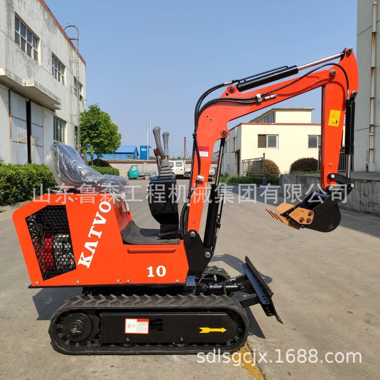 小型挖掘機(jī)家用果園10多功能勾機(jī)工程挖土機(jī)微型迷你農(nóng)用20小挖機(jī)