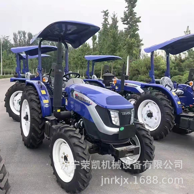 604拖拉機(jī) (2)