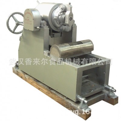 大型氣流膨化機(jī) 東北使用多 好評(píng)多的膨化機(jī)