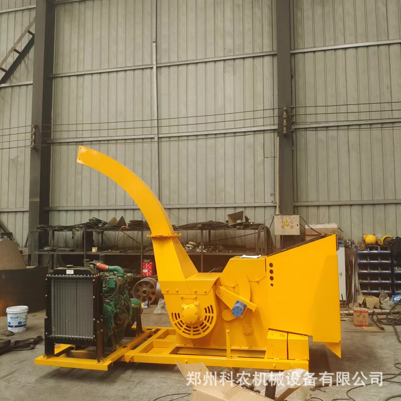 移動樹枝粉碎機