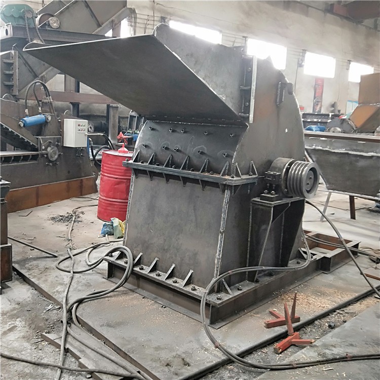 型木材樹(shù)枝粉碎機(jī)玉米芯稻草枝條粉碎設(shè)備農(nóng)林器械木屑粉碎機(jī)