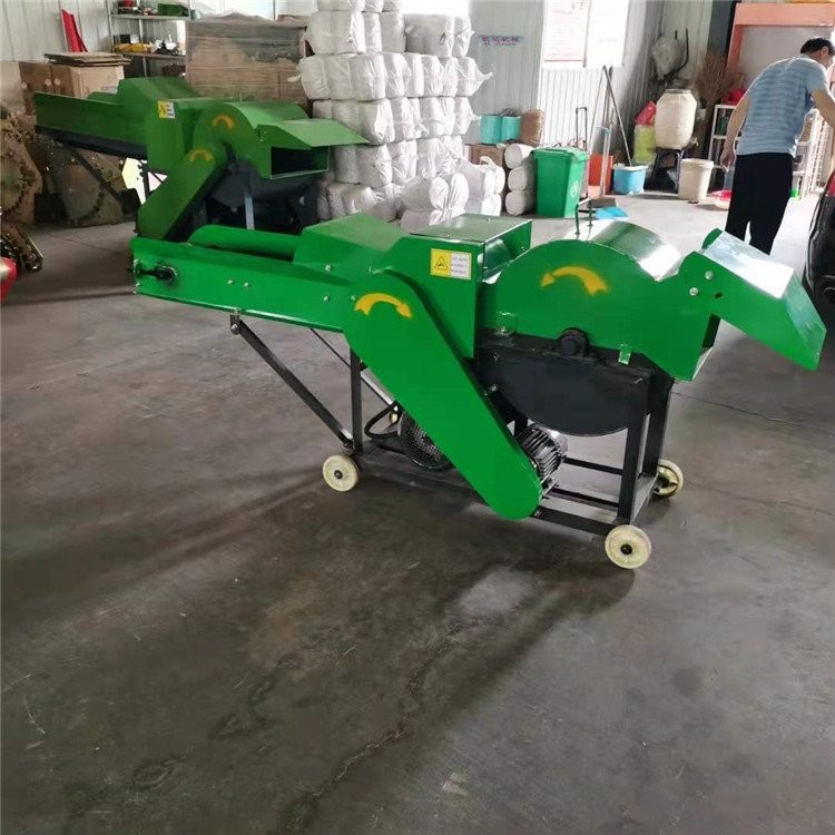 秸稈粉碎機(jī) 自動(dòng)進(jìn)料揉絲機(jī) 8噸牧草揉搓機(jī) 鍘草機(jī)
