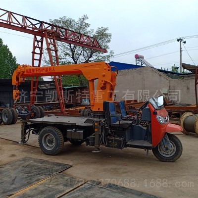 廠家現(xiàn)貨園林移樹三輪車隨車吊 小型省油苗圃吊運5噸三輪車隨車吊