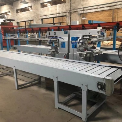 鏈板輸送機(jī) 金萬(wàn)捷 加工定制耐銹蝕耐酸堿鏈板輸送機(jī)