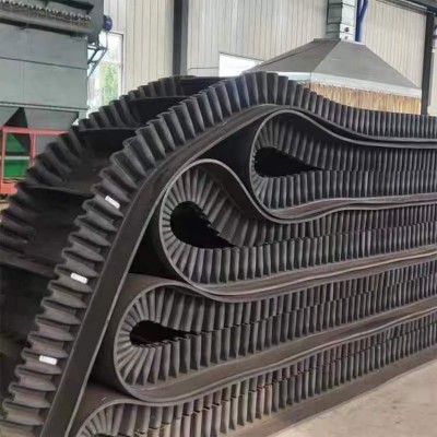 不銹鋼304鏈板輸送機(jī) 機(jī)械車(chē)間工作平臺(tái)耐高溫板式送輸機(jī)