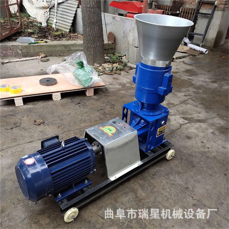 養(yǎng)殖飼料機(jī) 家用型顆粒飼料機(jī) 養(yǎng)兔子用平模造料機(jī)