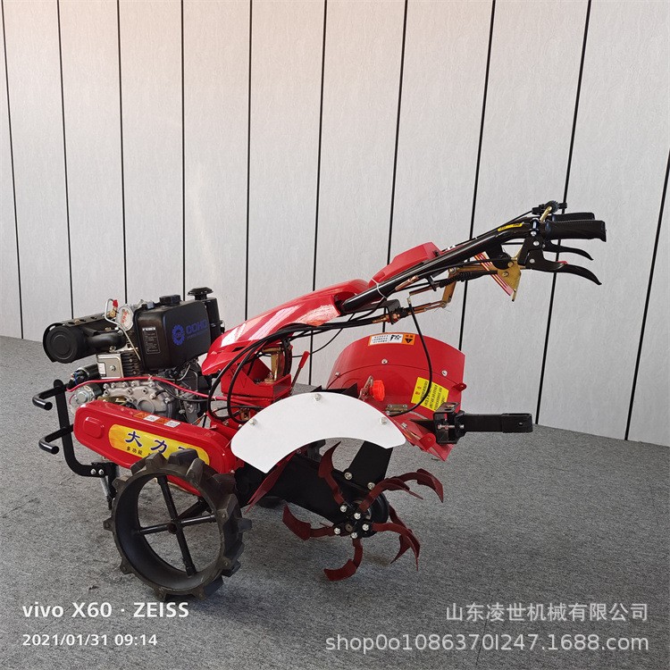 履帶式微耕機(jī) 大棚果園旋耕開(kāi)溝機(jī) 小型家用農(nóng)用耕地旋耕機(jī)
