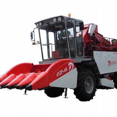 大豐王4YZP-4N自走式玉米聯(lián)合收割機(jī)