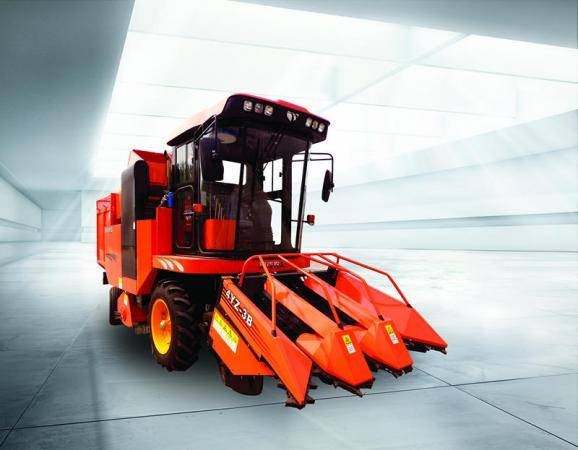 哈肯4YZ-3B升級版自走式聯(lián)合玉米收獲機