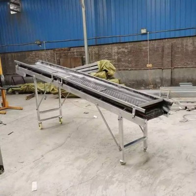 水泥裝車(chē)用皮帶輸送帶 600mm寬度 車(chē)載折疊皮帶爬坡機(jī)