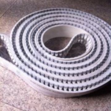 興發(fā)廠銷(xiāo)售PU無(wú)縫 開(kāi)口 加花紋 同步齒形帶 歡迎商談