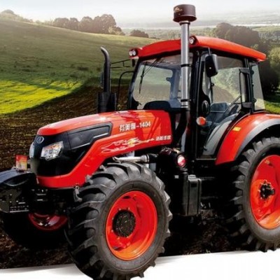 芬美得1404輪式拖拉機