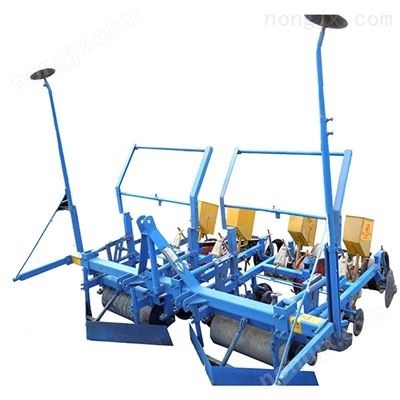 精量鋪膜播種機(jī)（玉米、花生）