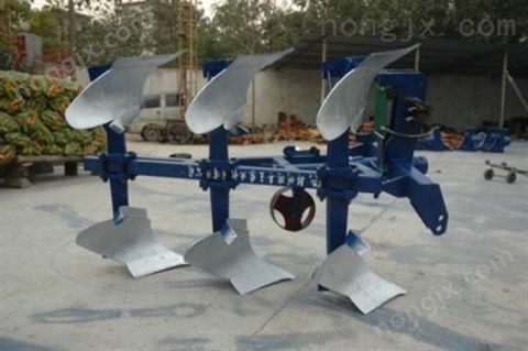 1LF-327液壓翻轉(zhuǎn)犁