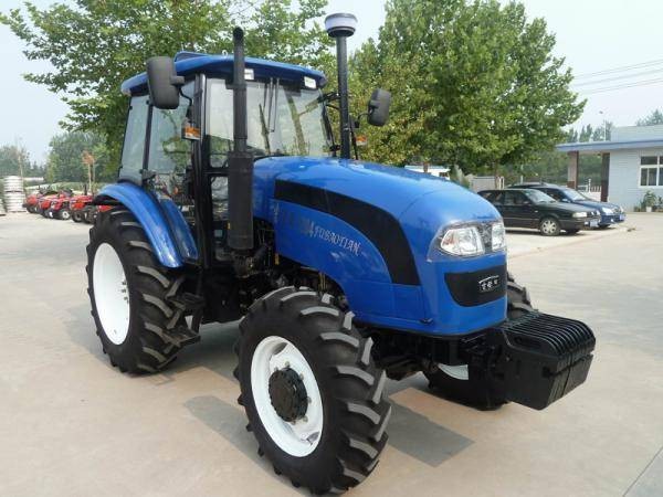 富保田1204輪式拖拉機(jī)