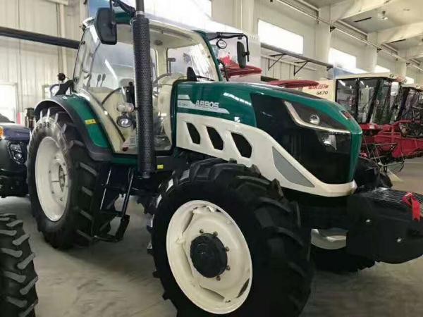 雷沃拖拉機(jī)P5000阿波斯拖拉機(jī)