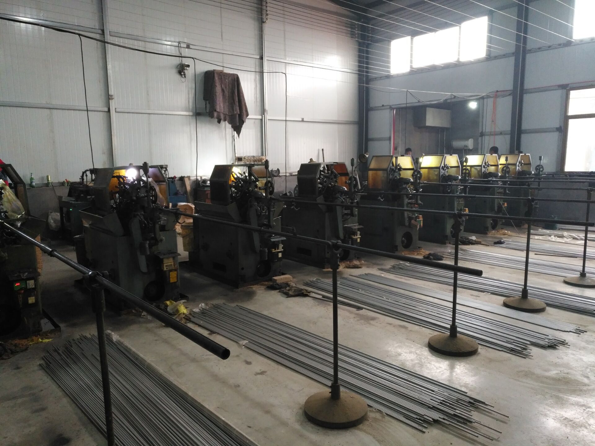 “自動(dòng)料線