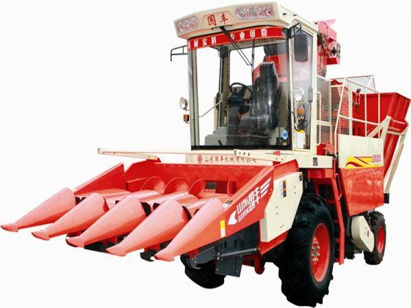 國豐4YZP-4F東北型自走式玉米收獲機