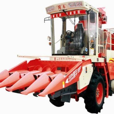 國(guó)豐4YZP-4F東北型自走式玉米收獲機(jī)