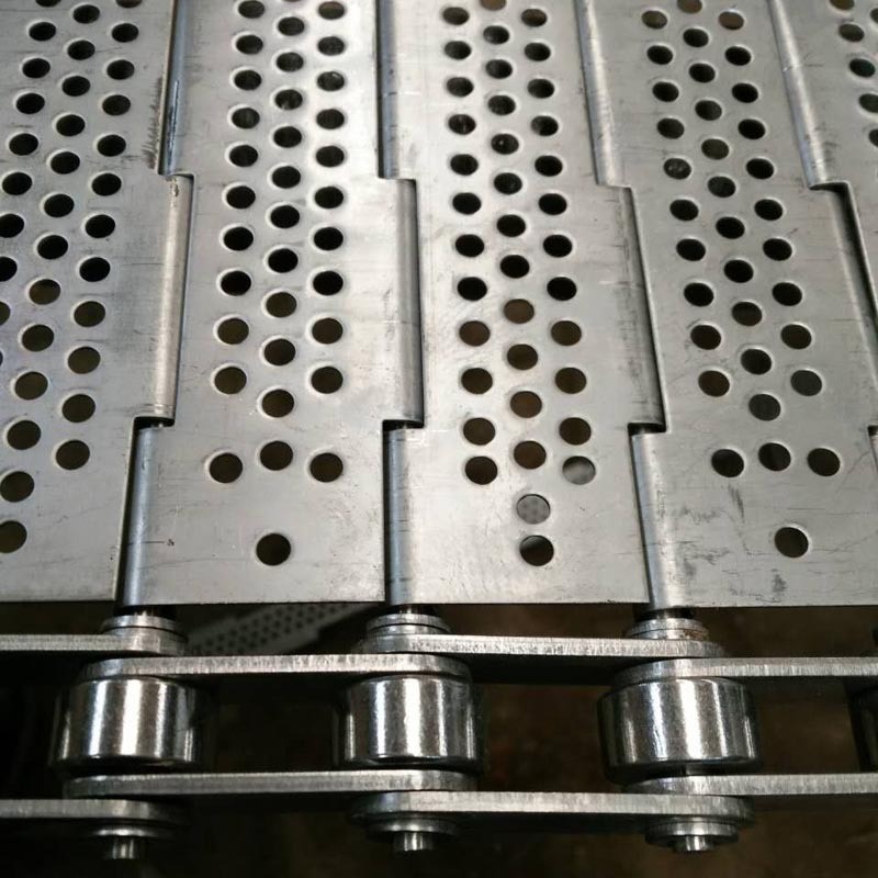 廠家供應不銹鋼沖孔鏈板工業(yè)傳動不銹鋼輸送板式鏈側(cè)導輪拖輪鏈板