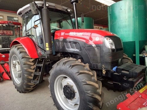 世紀紅1404拖拉機
