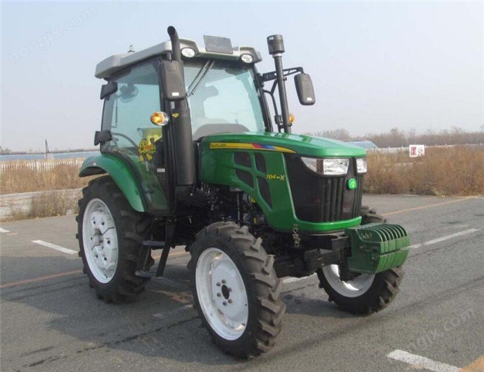 山東聯(lián)發(fā)野迪704-X輪式拖拉機(jī)