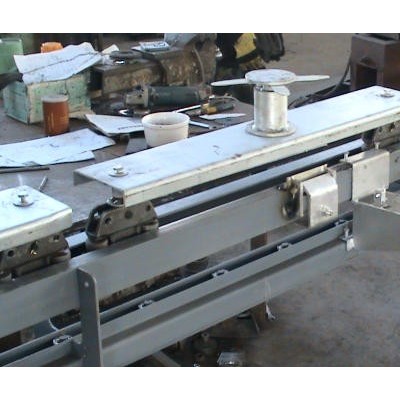 JF200反向積放式輸送機(jī)