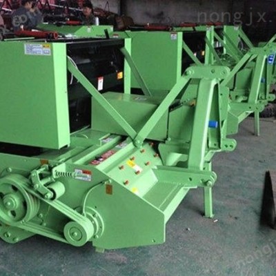 秸稈粉碎打捆機(jī)