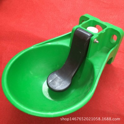 大號(hào)加厚塑料牛飲水碗 牛自動(dòng)飲水器 牛用飲水槽 牛水碗式飲水器